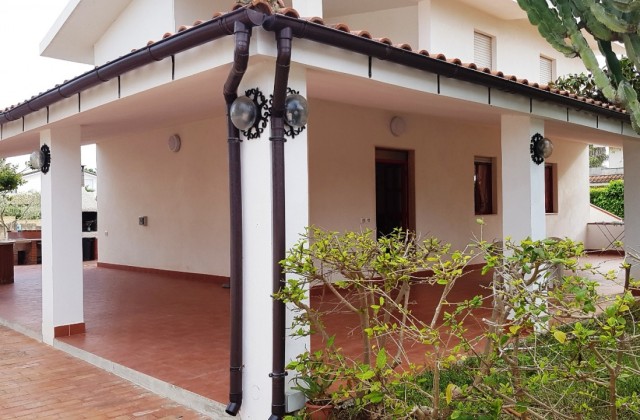Villa Lia a 150m dal mare 6 posti letto
